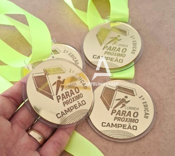 Medalhas em Acrílico - Kit com 10 unds